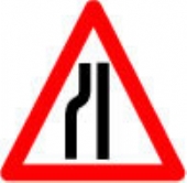 road narrows 