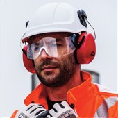 Portwest PW55 Endurance Visor Safety Helmet - Vented Wheel Ratchet Short Peak